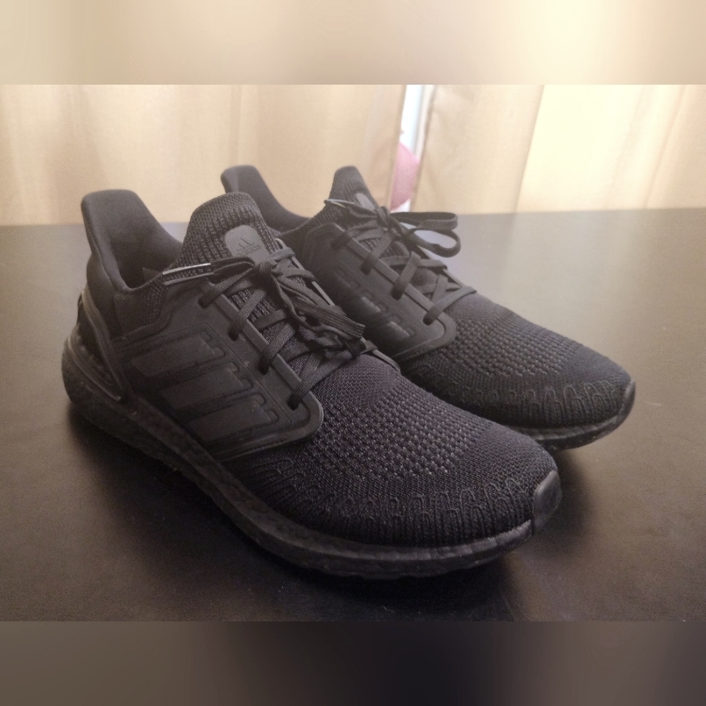 Adidas Ultraboost Triple Black